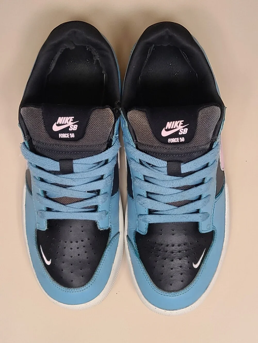 Nike SB Force 58 Premium leather low top  skateboard sneakers size 9